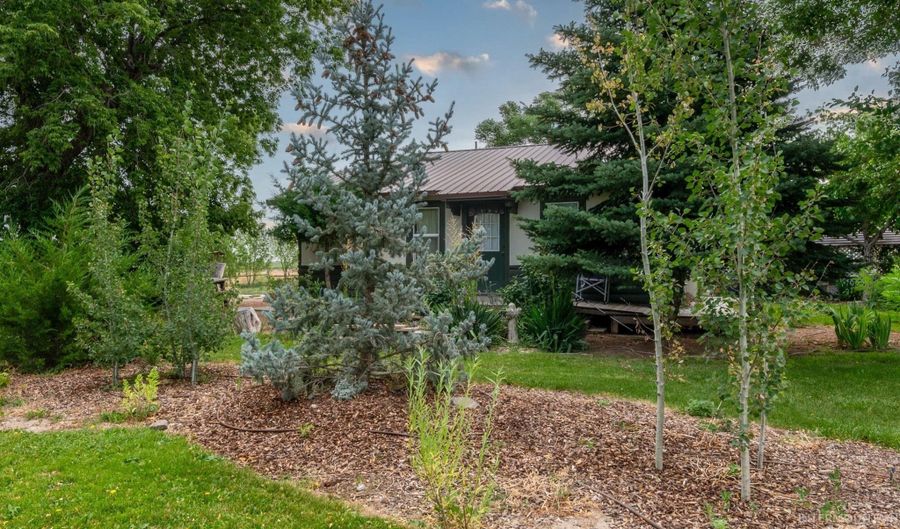 408 Clear Lks, Buhl, ID 83316 - 3 Beds, 1 Bath