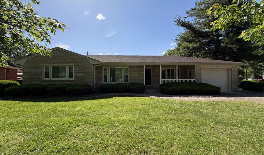 418 N 2nd St, Bardstown, KY 40004 - 3 Beds, 2 Bath