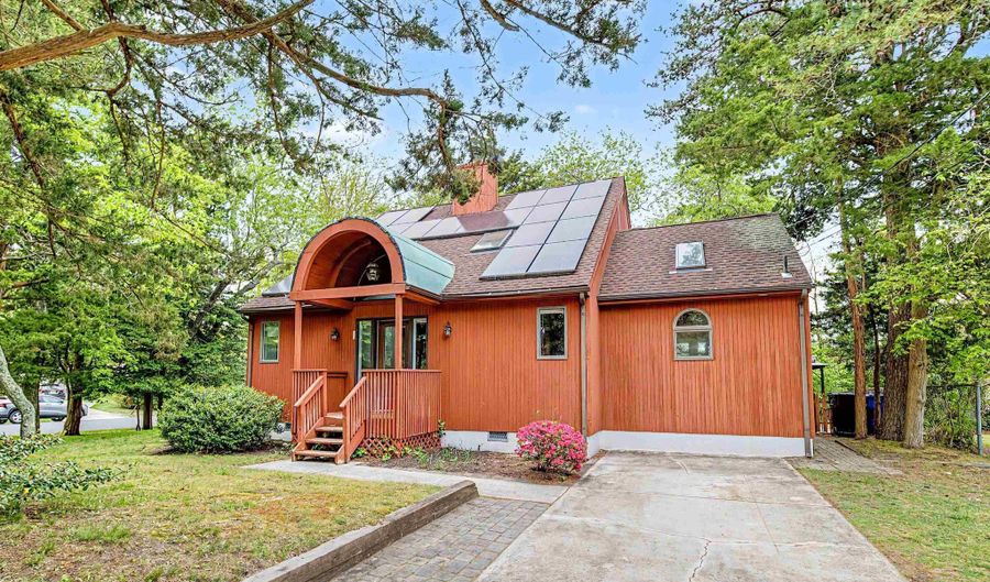 31 Ventnor Ave, Beesleys Point, NJ 08223 - 3 Beds, 2 Bath
