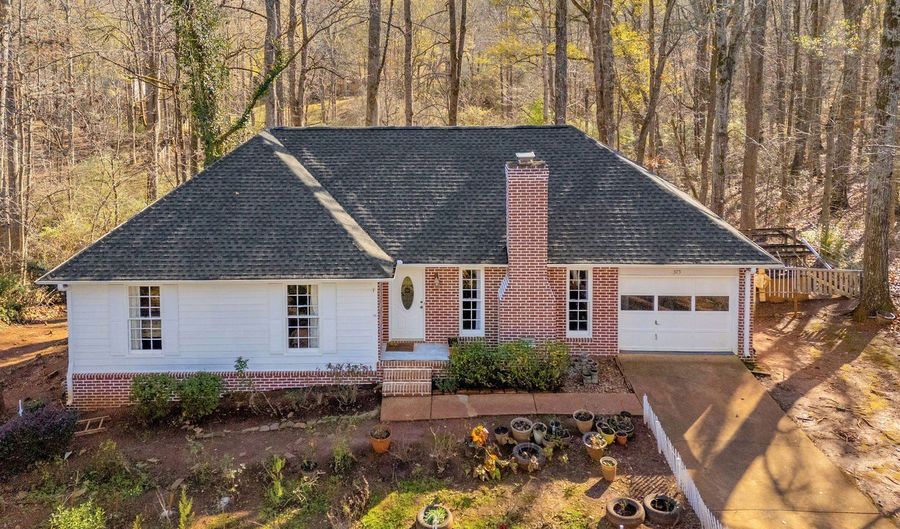 375 Brookstone Dr, Athens, GA 30605 - 4 Beds, 2 Bath