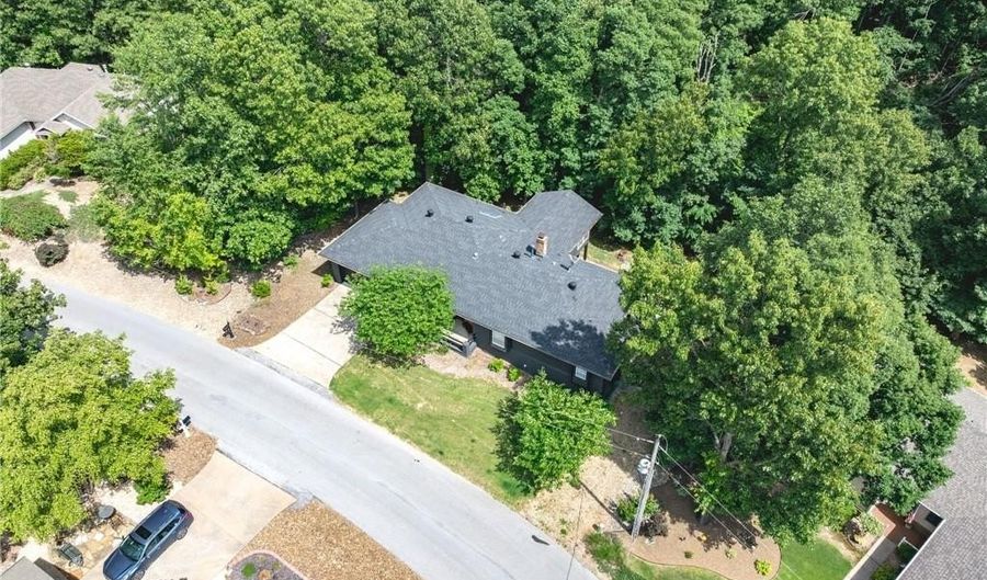 5 Dunvegan Ln, Bella Vista, AR 72715 - 3 Beds, 3 Bath