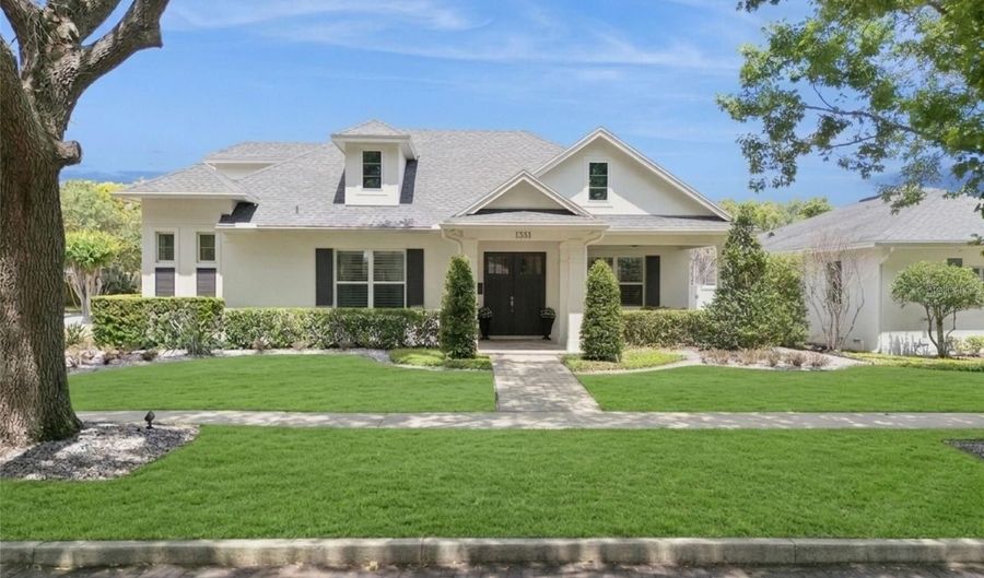 1351 W YALE St, Orlando, FL 32804 - 4 Beds, 3 Bath