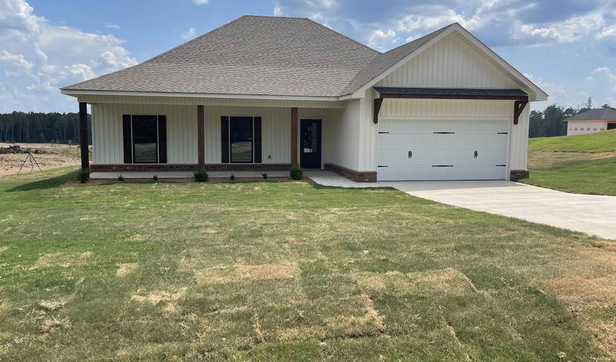 10699 W Miller Sardis Rd, Bauxite, AR 72011 - 3 Beds, 2 Bath
