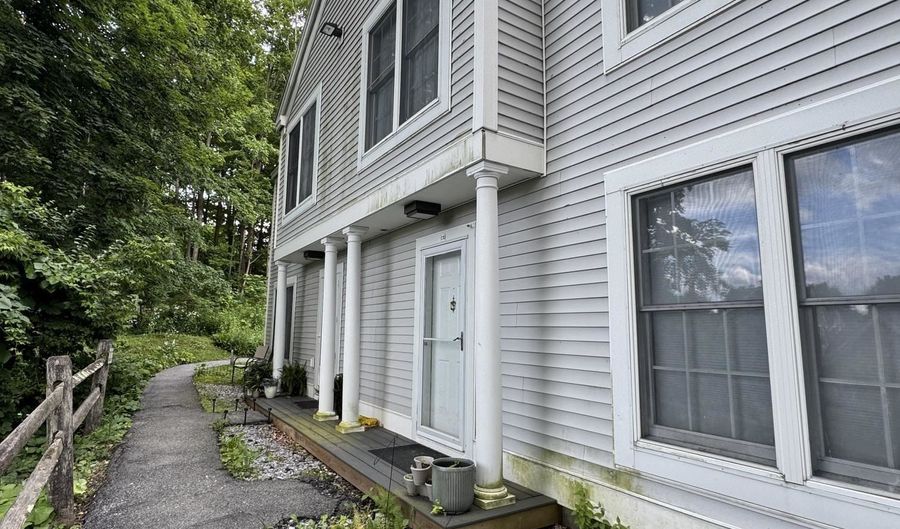 432 South St C10, Bennington, VT 05201 - 2 Beds, 2 Bath