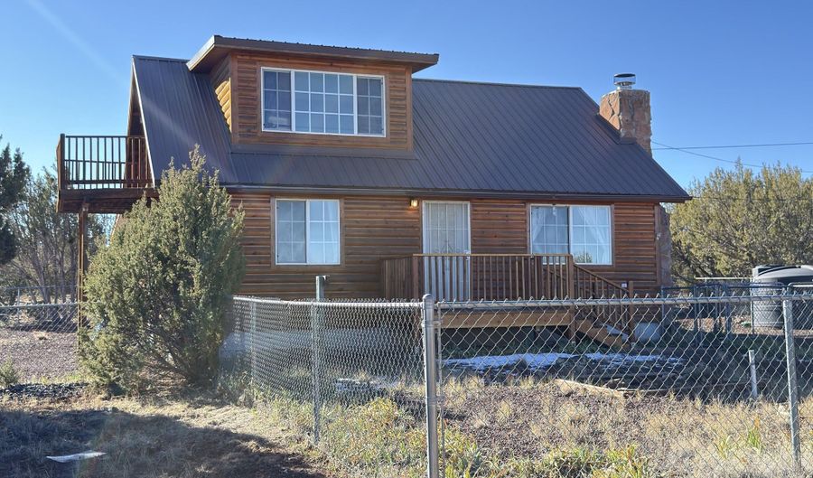 66 County Road 8113, Concho, AZ 85924 - 3 Beds, 2 Bath