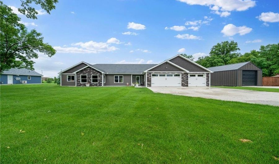 4024 Rosewood Ln SE, Alexandria, MN 56308 - 4 Beds, 3 Bath