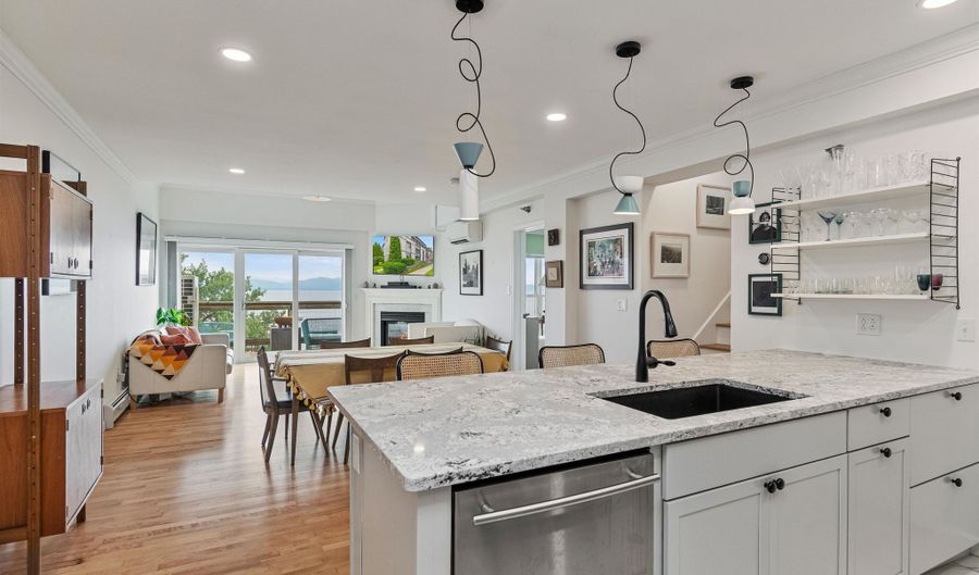 33 North Ave 12, Burlington, VT 05401 - 3 Beds, 2 Bath