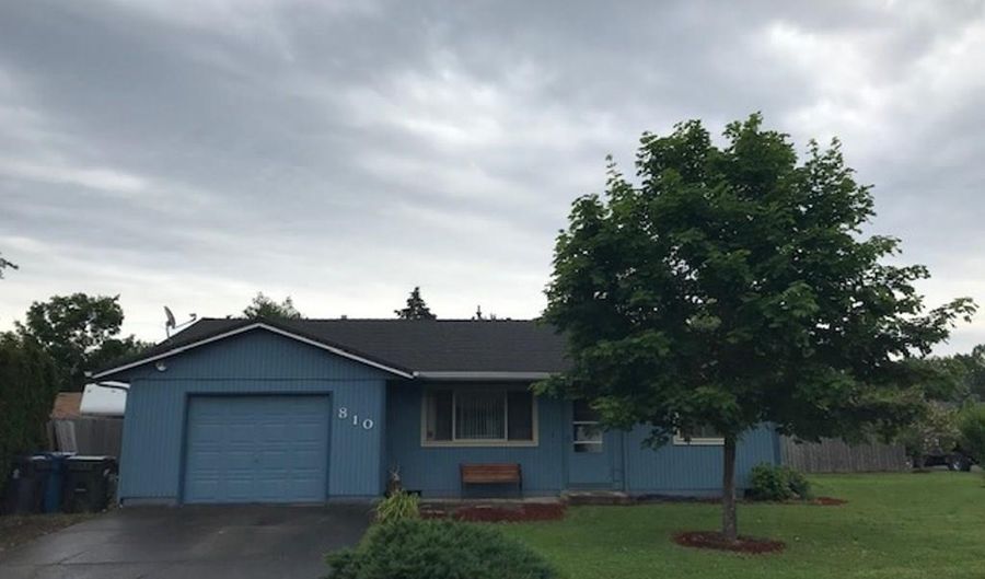 810 N 9th St, Aumsville, OR 97325 - 3 Beds, 1 Bath