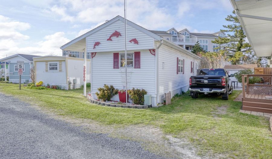 39968 N CROPPERS Cir, Fenwick Island, DE 19944 - 3 Beds, 1 Bath