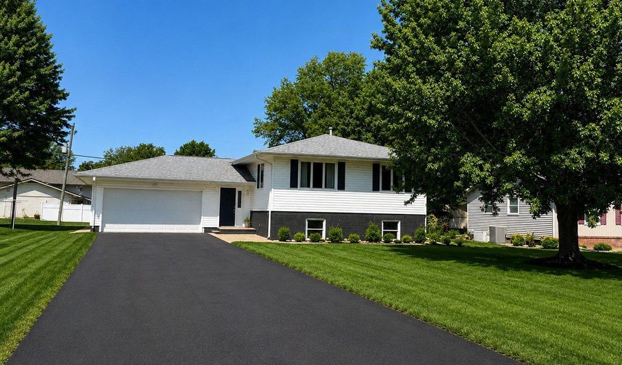 506 S STATE St, Annawan, IL 61234 - 3 Beds, 3 Bath