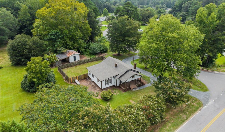 9900 Kennebec Church Rd, Angier, NC 27501 - 3 Beds, 2 Bath