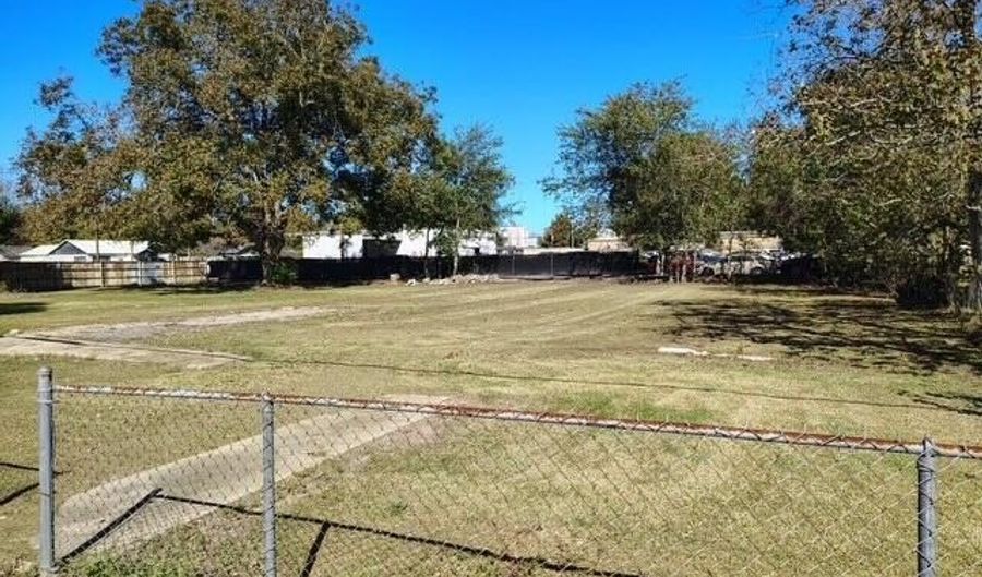 107 E Martin Luther King Junior Dr Lot 1, Abbeville, LA 70510 - 0 Beds, 0 Bath