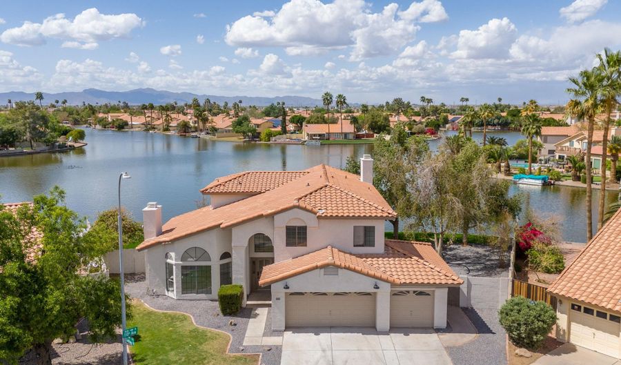 3520 N 110TH Ave, Avondale, AZ 85392 - 5 Beds, 3 Bath