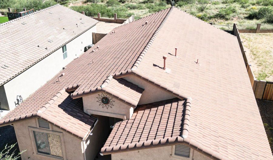 1569 W Cottonwood Canyon Dr, Benson, AZ 85602 - 3 Beds, 2 Bath