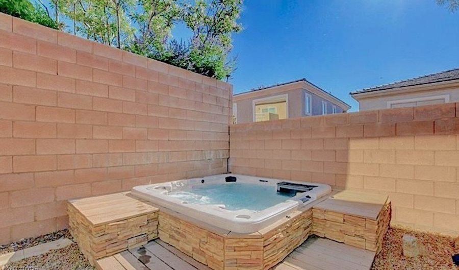 217 Priority Point St, Henderson, NV 89012 - 2 Beds, 3 Bath