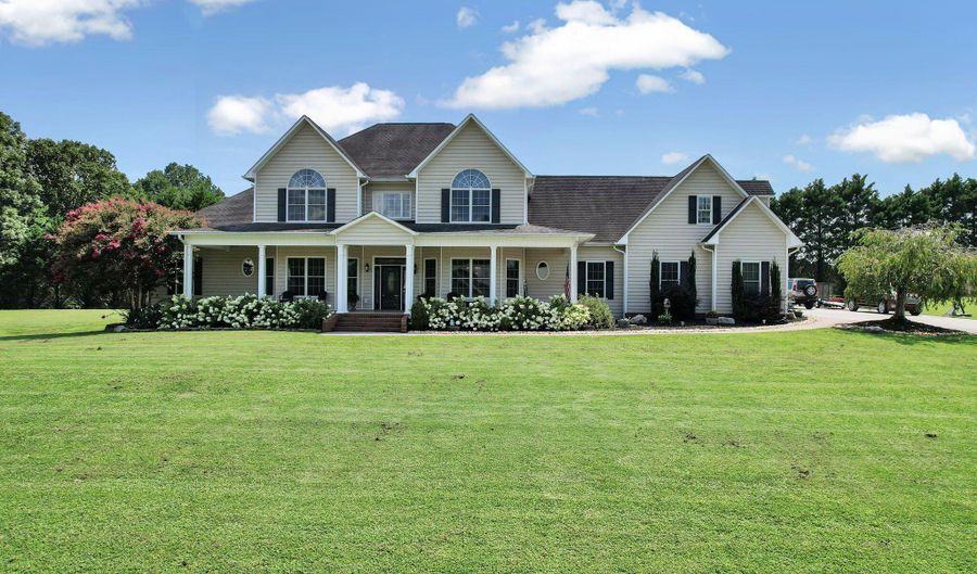 150 Hunters Way, Benton, TN 37307 - 4 Beds, 4 Bath