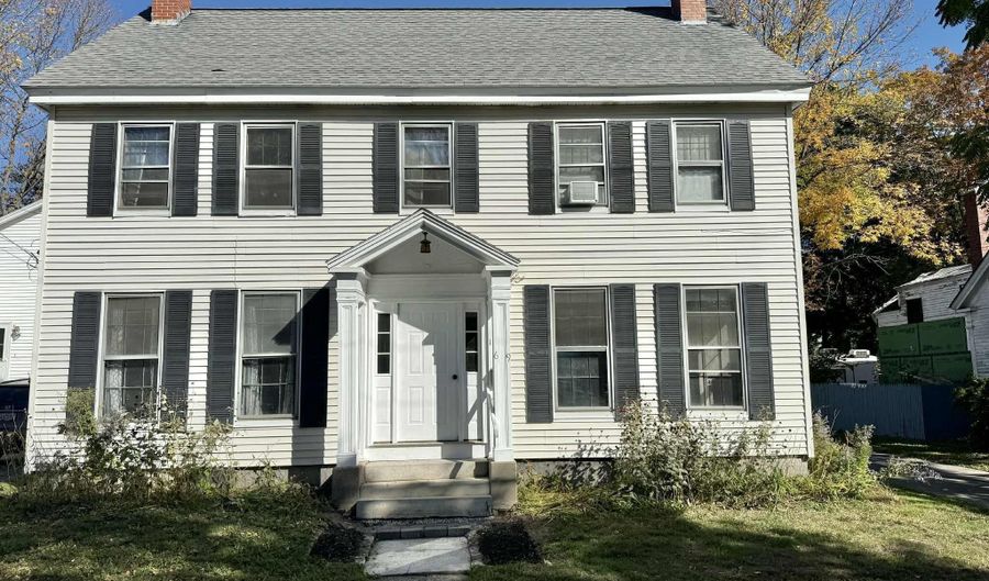 69 Green St, Augusta, ME 04330 - 4 Beds, 2 Bath