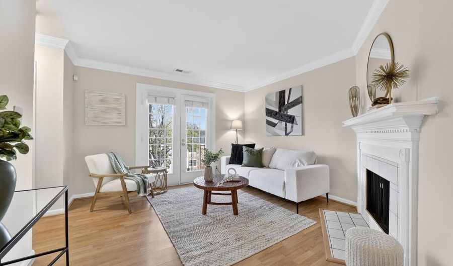 4617 28TH Rd S B, Arlington, VA 22206 - 2 Beds, 1 Bath