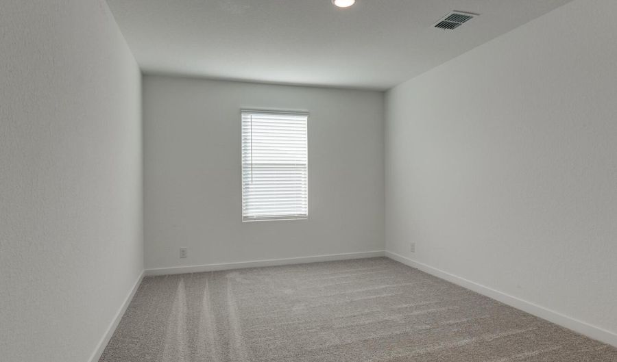 226 Brood Dr, Adkins, TX 78101 - 4 Beds, 3 Bath