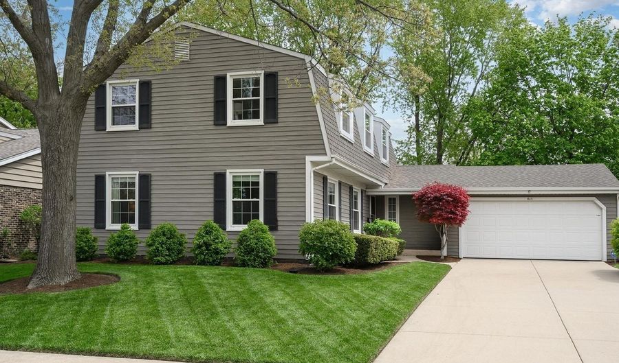 1615 S Kaspar Ave, Arlington Heights, IL 60005 - 4 Beds, 3 Bath