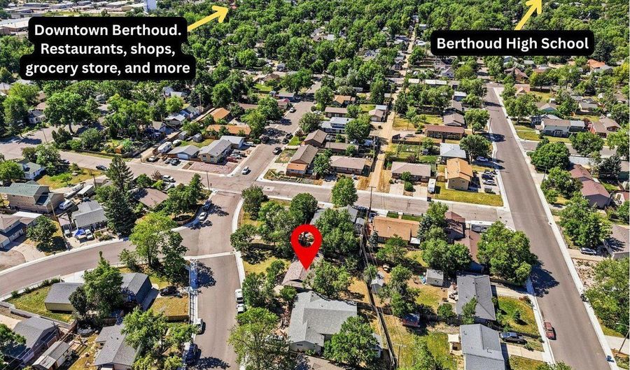 1035 6th St, Berthoud, CO 80513 - 3 Beds, 2 Bath