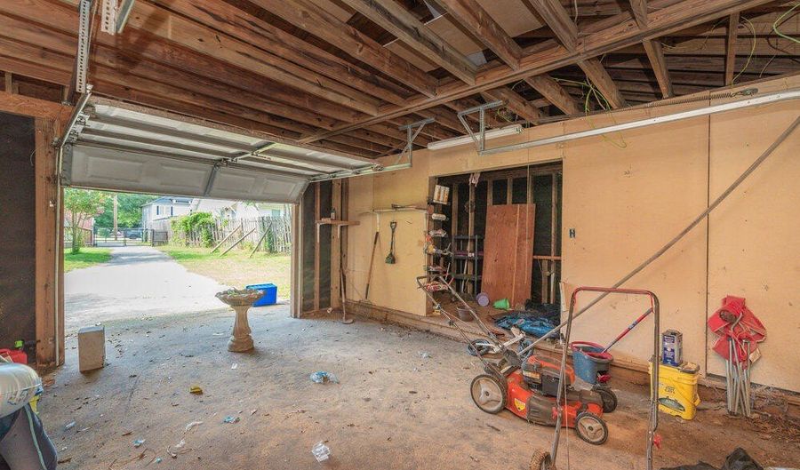 436 Main St, Barnwell, SC 29829 - 3 Beds, 2 Bath