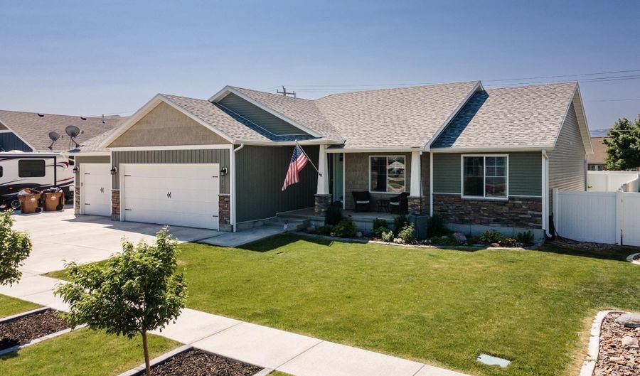 1137 Boedy, Chubbuck, ID 83202 - 6 Beds, 3 Bath