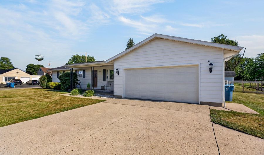 105 E Main St, Anna, OH 45302 - 3 Beds, 2 Bath