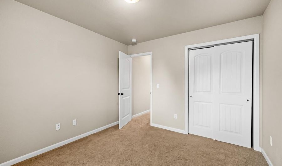 598 CITRUS St, Cheyenne, WY 82007 - 3 Beds, 2 Bath