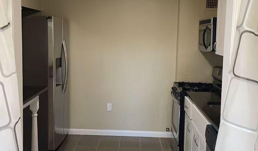 1225 MARTHA CUSTIS Dr 516, Alexandria, VA 22302 - 1 Beds, 1 Bath