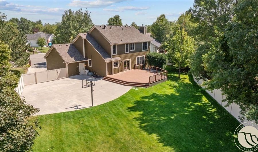 2280 Ridgewood Ln S, Billings, MT 59106 - 5 Beds, 4 Bath