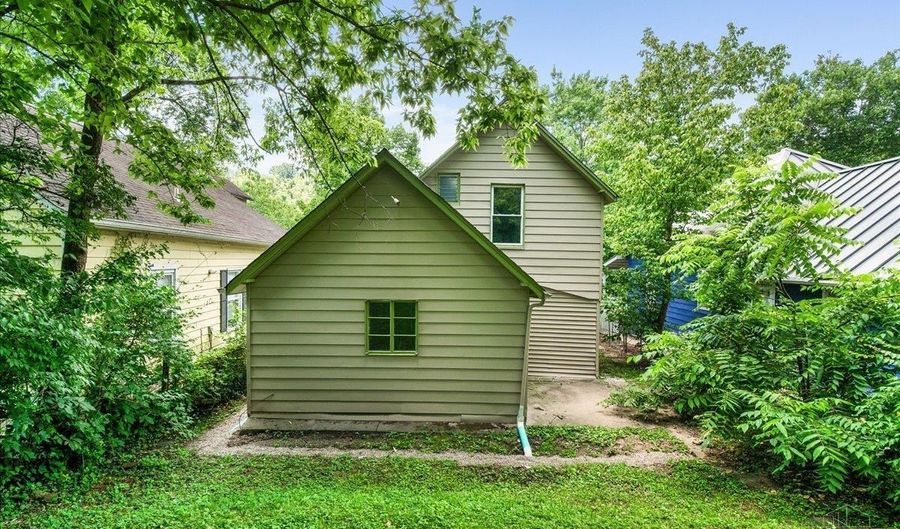 182 First St, Addyston, OH 45001 - 3 Beds, 2 Bath