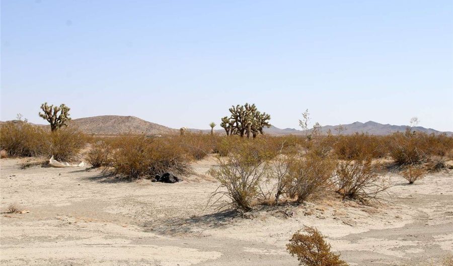 18 Skyranch Rd, Adelanto, CA 92301 - 0 Beds, 0 Bath