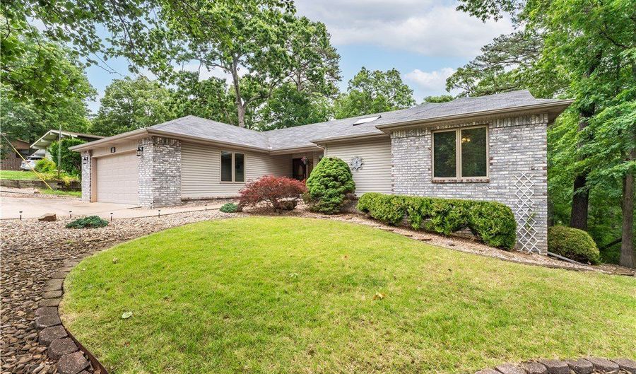 5 Ellesmere Ln, Bella Vista, AR 72714 - 2 Beds, 2 Bath