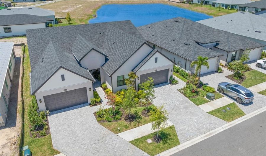 5828 WINDBREAK Ct, Apollo Beach, FL 33572 - 3 Beds, 2 Bath