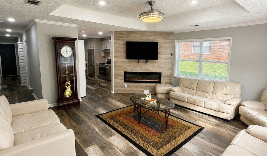 1116 Summer Brook Rd, Atlanta, GA 30349 - 3 Beds, 2 Bath