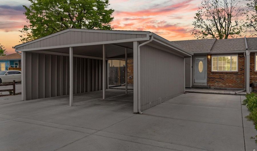 408 W Jessup St, Brighton, CO 80601 - 5 Beds, 2 Bath