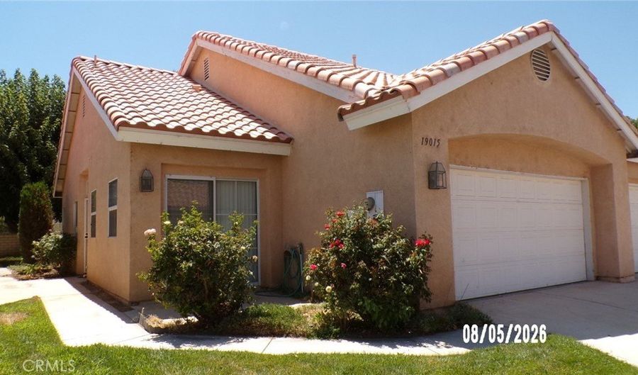 19015 Primrose, Apple Valley, CA 92308 - 2 Beds, 2 Bath