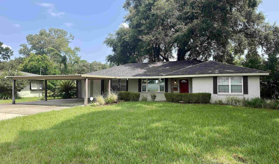 7345 Government St, Baton Rouge, LA 70806 - 3 Beds, 3 Bath
