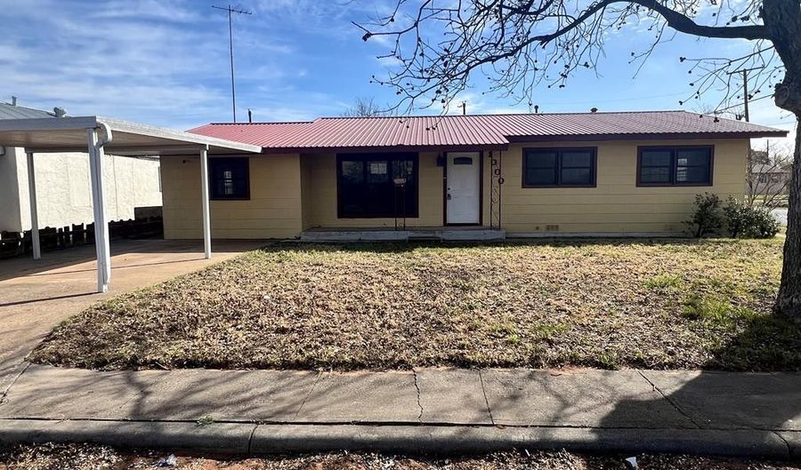 1000 NW 1st Pl, Andrews, TX 79714 - 3 Beds, 2 Bath