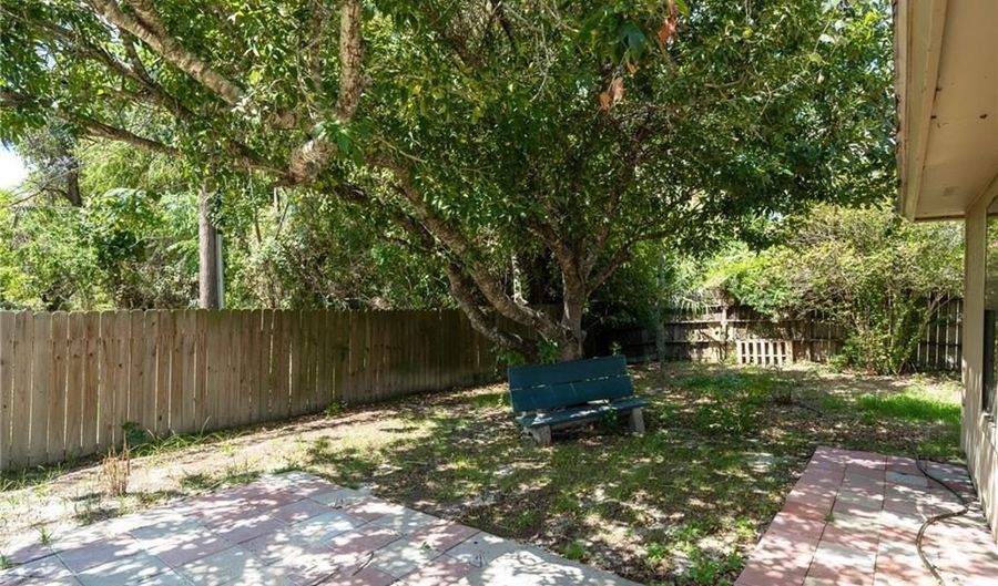 113 Pelican, Aransas Pass, TX 78336 - 3 Beds, 2 Bath