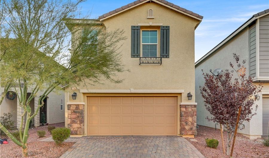 7925 Forspence Ct, Las Vegas, NV 89166 - 3 Beds, 3 Bath