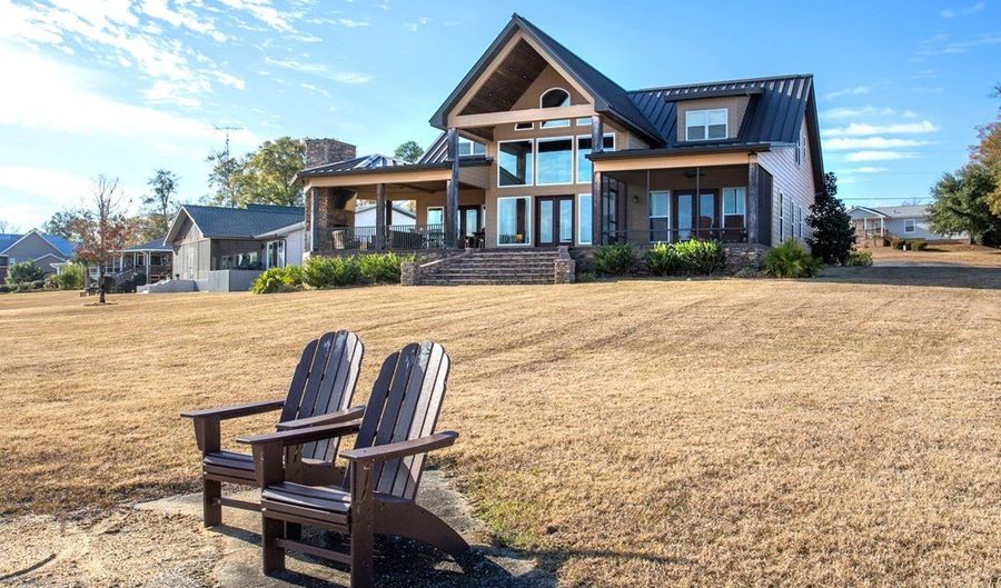 1414 Otho Rd, Abbeville, AL 36310 - 4 Beds, 5 Bath