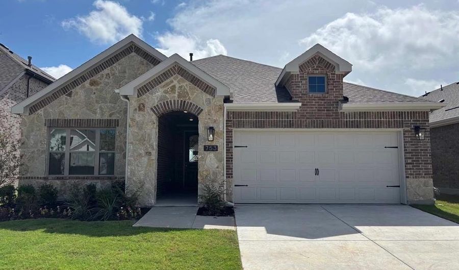 753 Waterhouse Lake Dr, Anna, TX 75409 - 4 Beds, 2 Bath