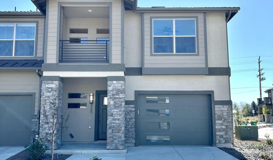 455 Dublin St, Carson City, NV 89701 - 3 Beds, 3 Bath