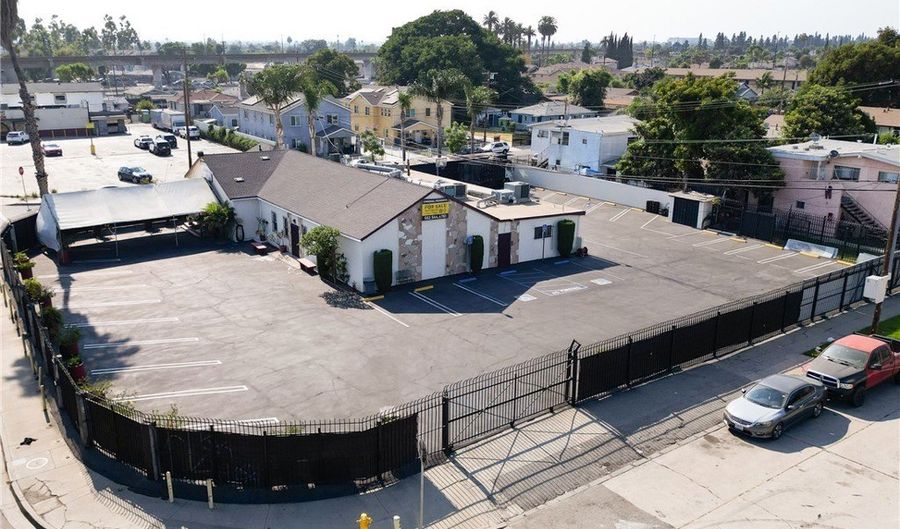 147 E Rosecrans Ave, Compton, CA 90222 - 0 Beds, 0 Bath