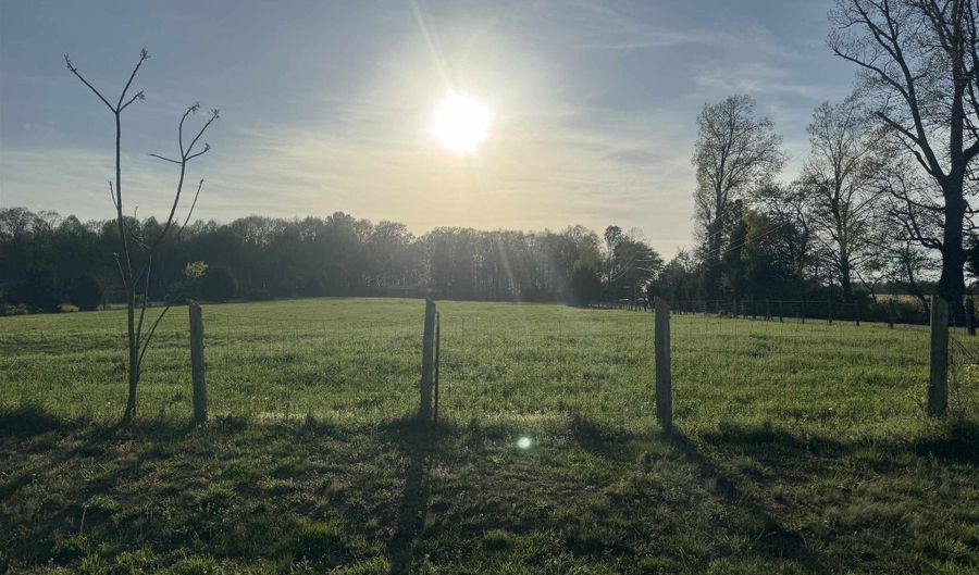 2937 Co Rd 155, Anderson, AL 35610 - 4 Beds, 2 Bath