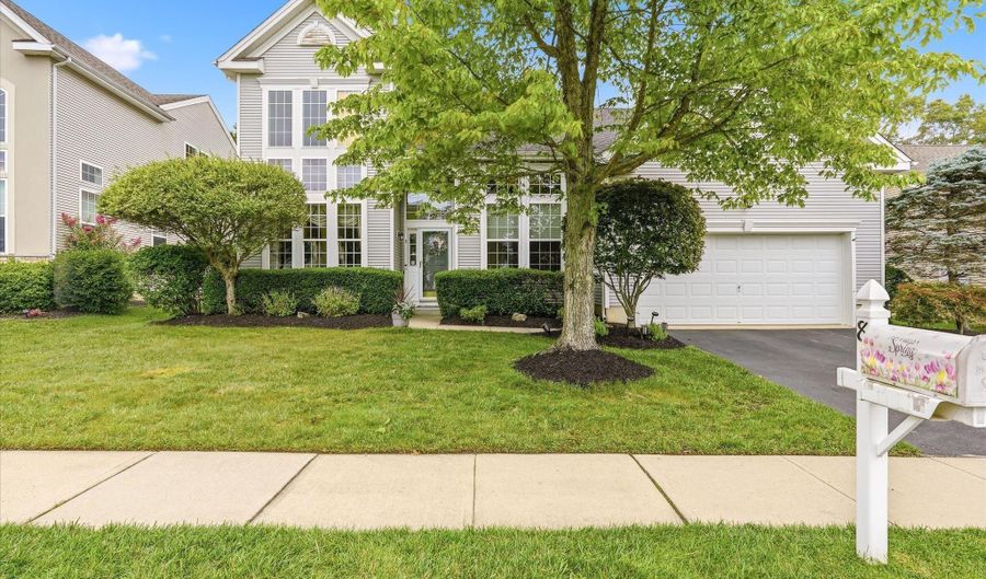 8 Meadowbrook Aly, Barnegat, NJ 08005 - 3 Beds, 4 Bath