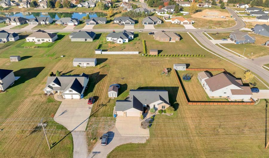 4562 County Road 35, Auburn, IN 46706 - 3 Beds, 2 Bath