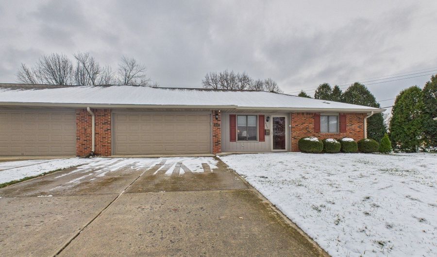 4730 Kenwood Dr, Anderson, IN 46013 - 2 Beds, 2 Bath